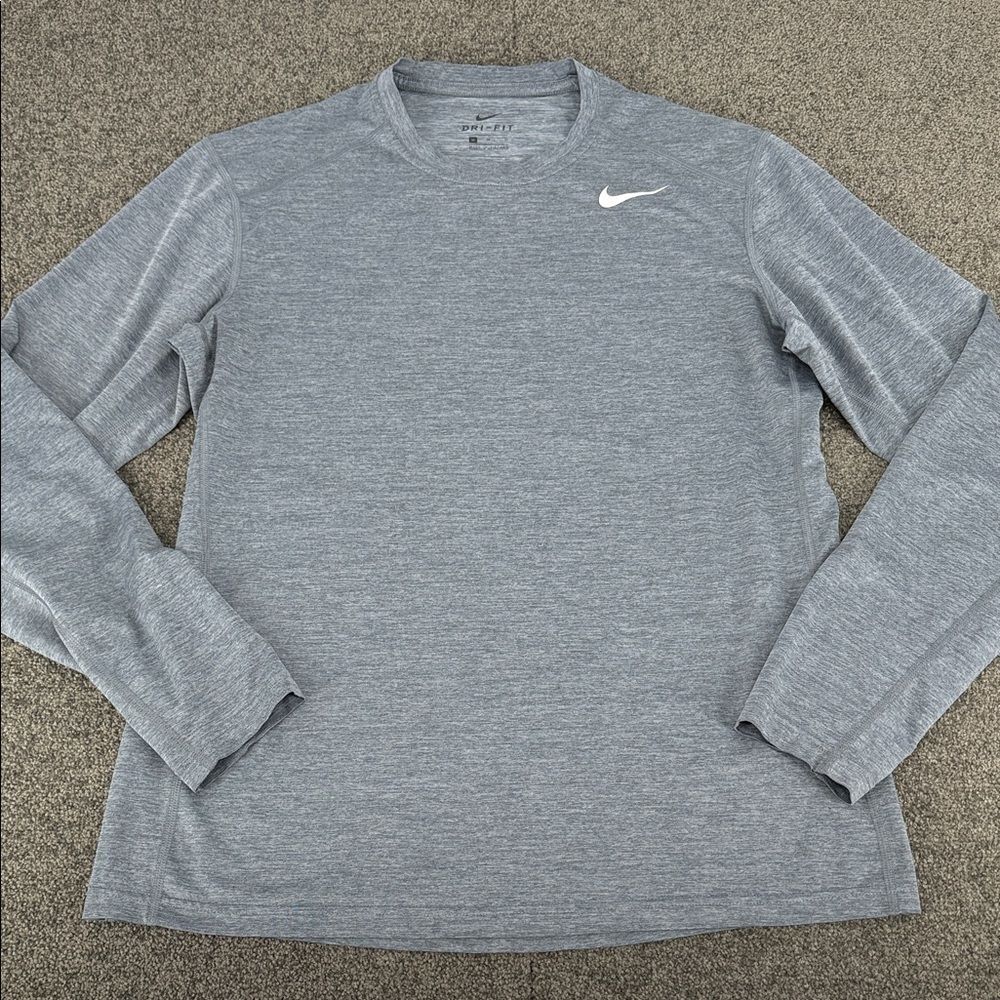 Nike Shirt Mens Medium Heather Gray Long Sleeve Tee Dri Fit Running Workout